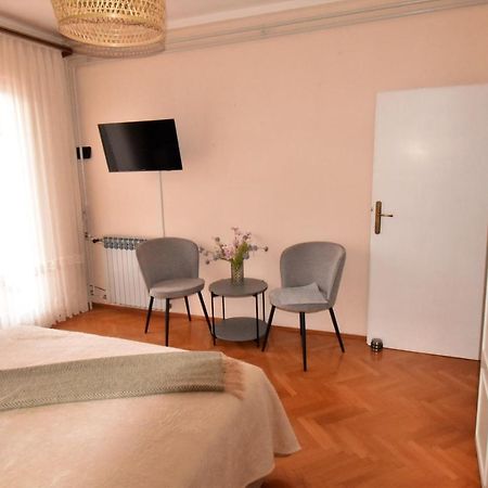 Guesthouse Kanjuo ムリニ エクステリア 写真